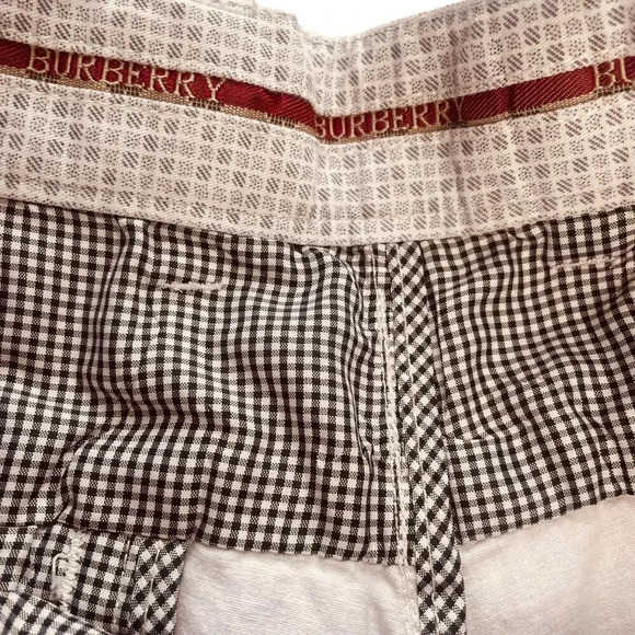Burberry Men's Cream & Gray Gingham Flat Front Shorts - Picture 12 of 12